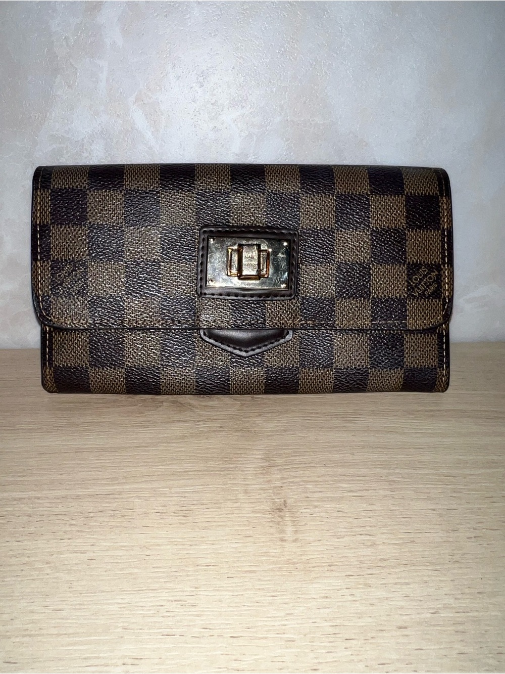 Designer Brown Checkered Women's Wallet - Luxury Style